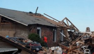 bivensgrant-05222013-mooretornadodamage-20