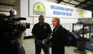 20120830_disasterrelief_davis-michael_0006