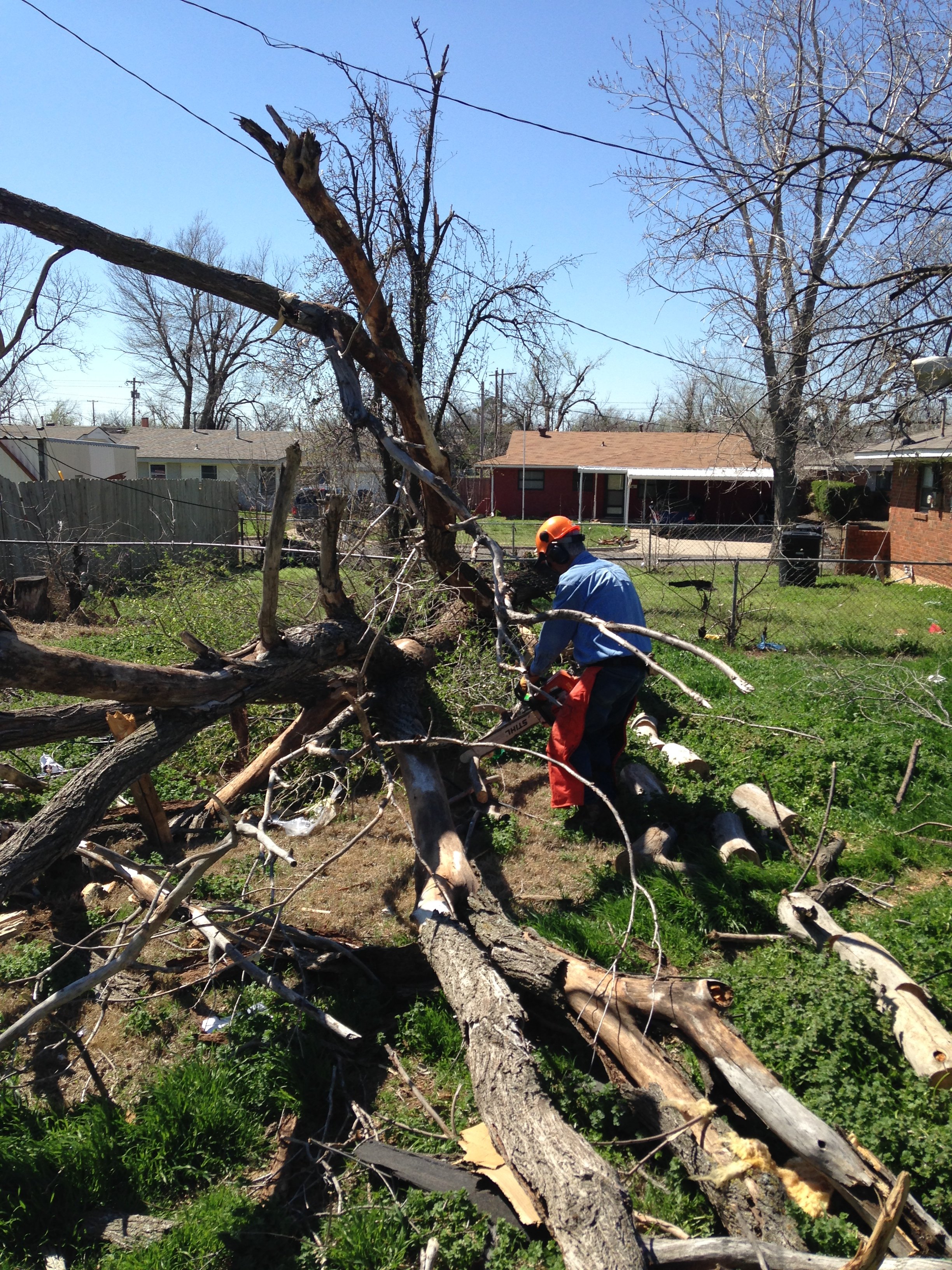20150326-tornado-Chainsaw-JACKMCALISTER