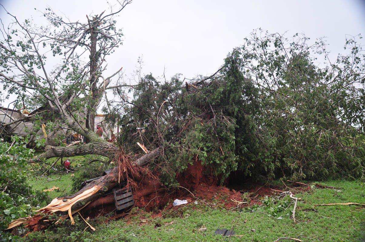 DR_2015-05_Tuttle-Tornado_David-Crowell-39.jpg