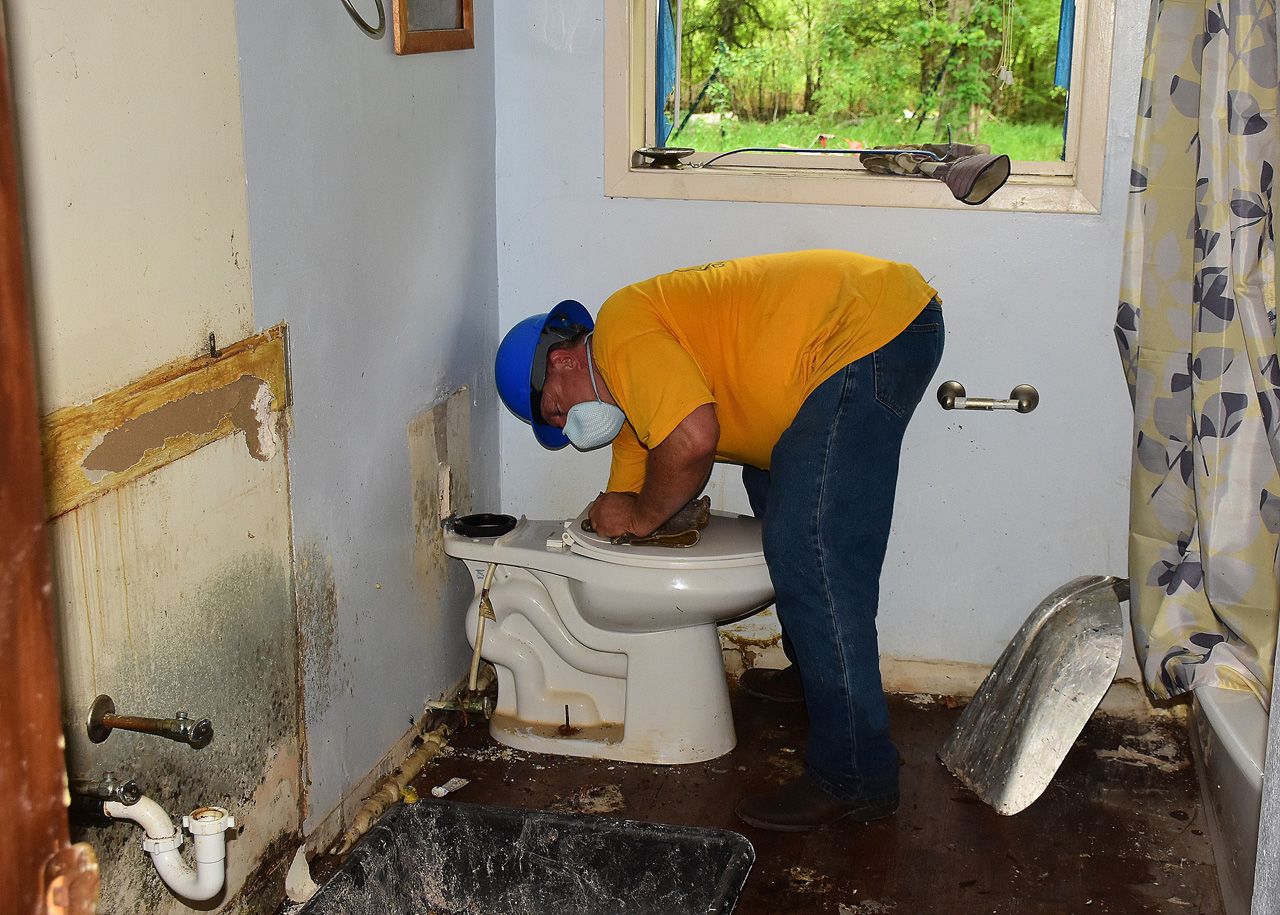 2016 - Disaster Relief - Monroe, LA (Trip Two)-26445679191