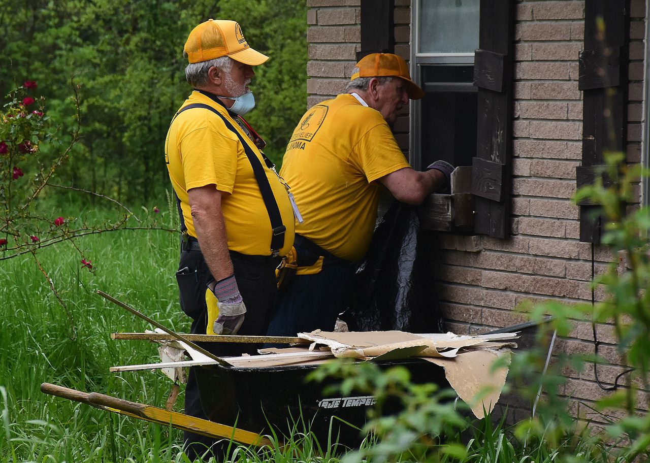 2016 - Disaster Relief - Monroe, LA (Trip Two)-26511830595